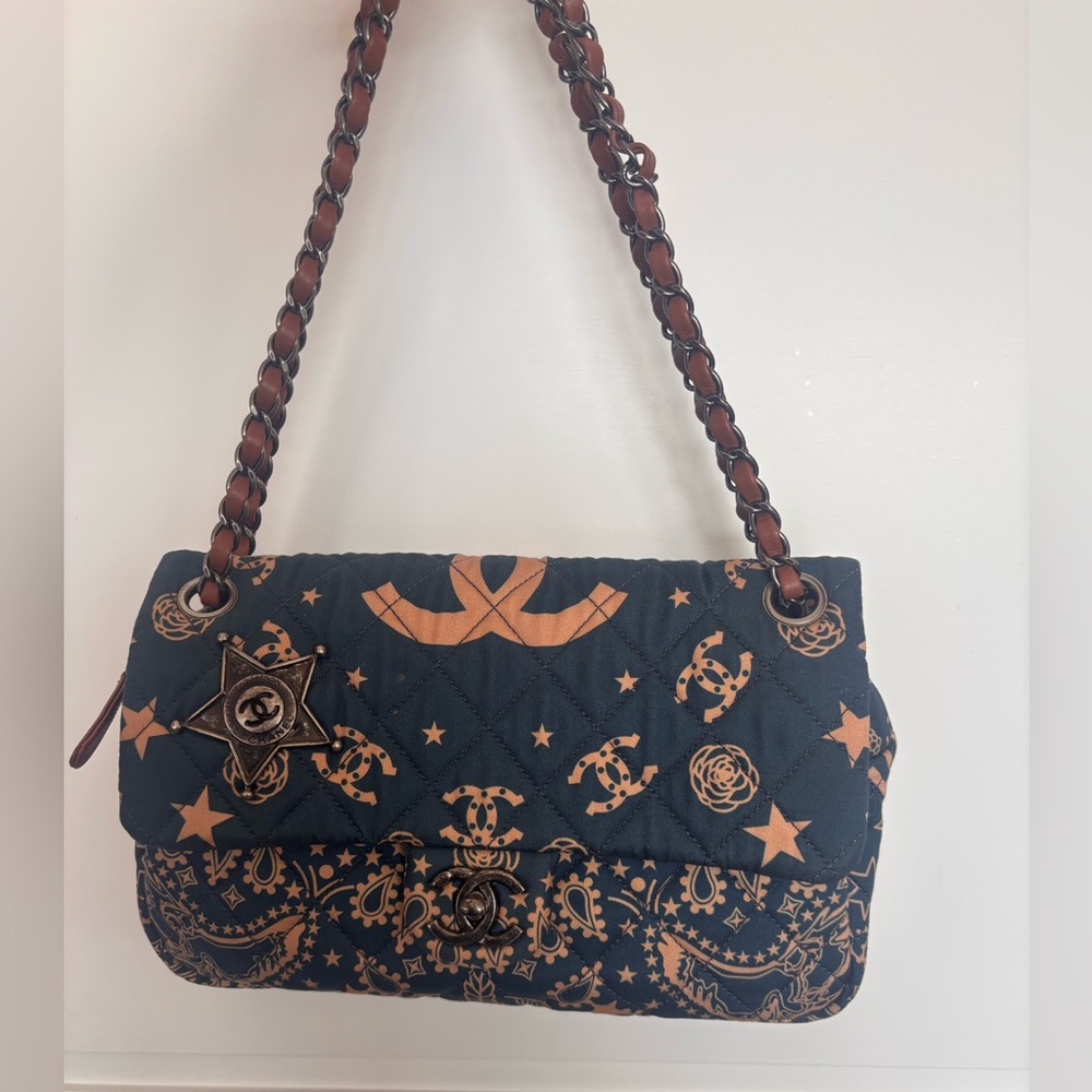 Chanel 2013-2014 Paris Dallas Metiers D'art medium Classic flap shoulder bag